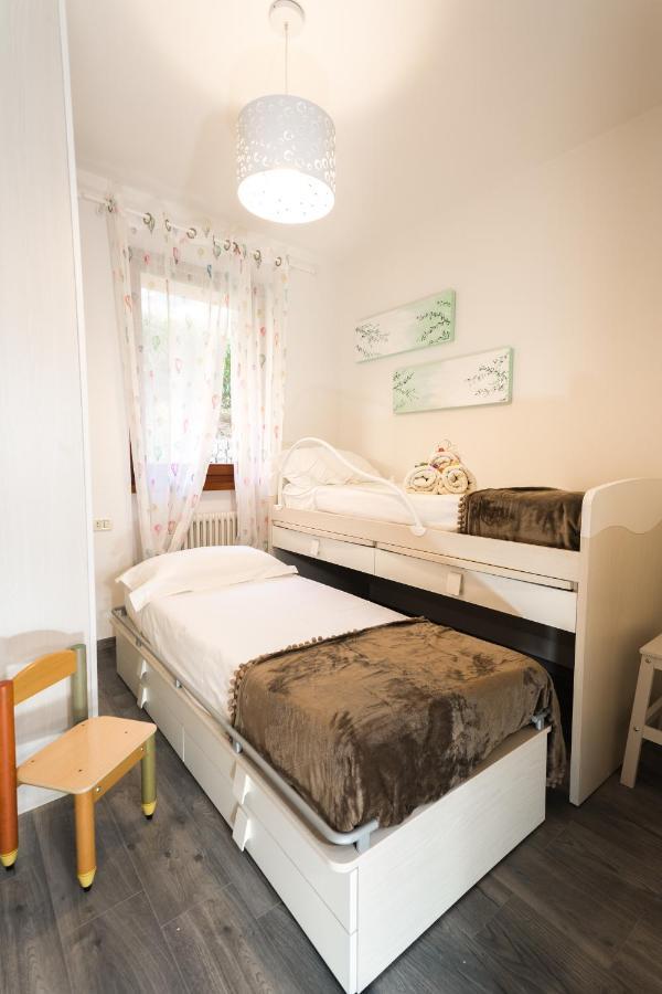 布雷佐内加尔达Ulivi Beth'S House公寓 外观 照片