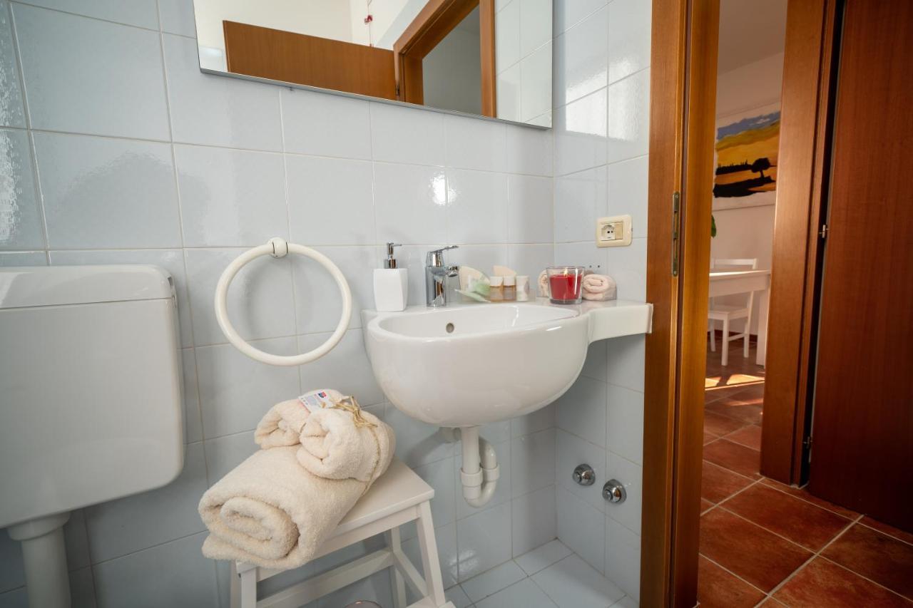 布雷佐内加尔达Ulivi Beth'S House公寓 外观 照片