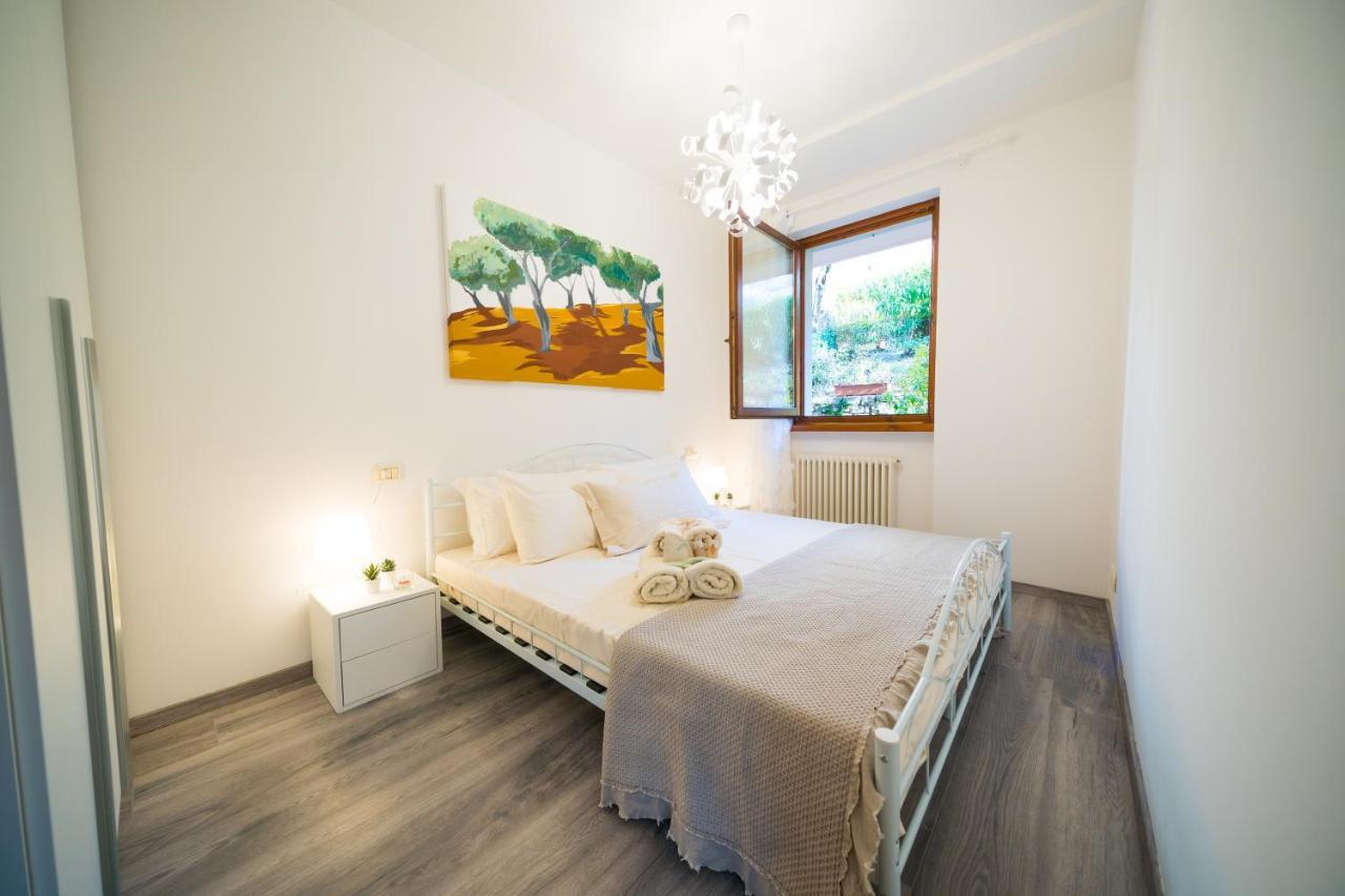 布雷佐内加尔达Ulivi Beth'S House公寓 外观 照片