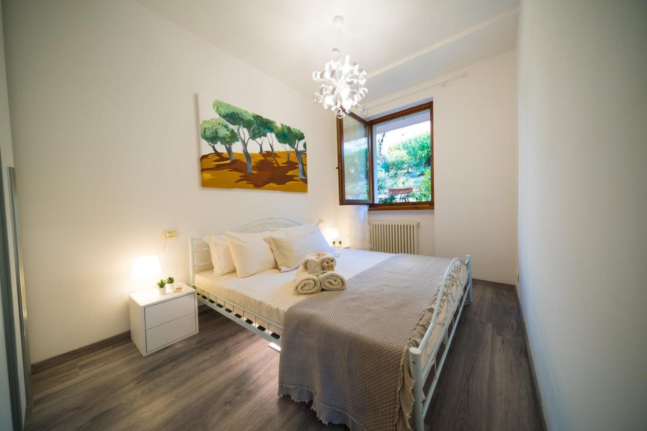 布雷佐内加尔达Ulivi Beth'S House公寓 外观 照片